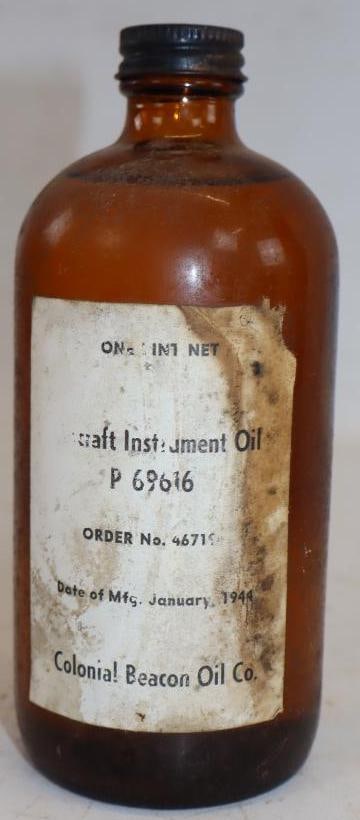 Colonial Beacon Aircraft Instrument Glass Oil Bottle: 16oz, empty