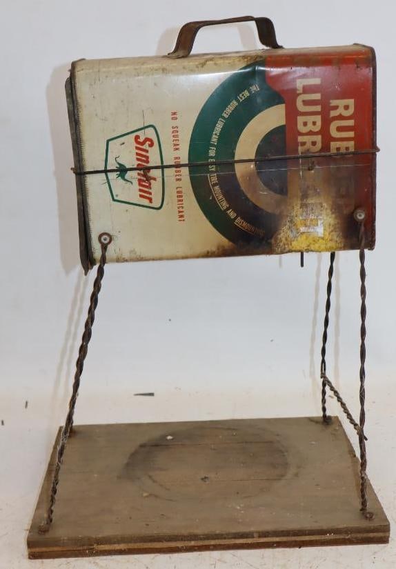 Sinclair Rubber Lubricant 1 Gallon Can with Stand Folk Art (1 of 4)
