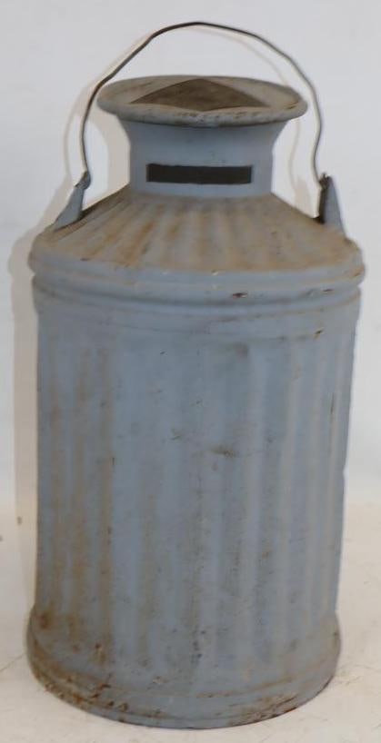 The Davis Welding 5 Gallon Bulk Oil Can (1 of 4)