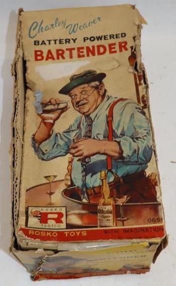 Charlie Weaver Battery Powered Roscoe Toy Bartender in Original Box (1 of 3)