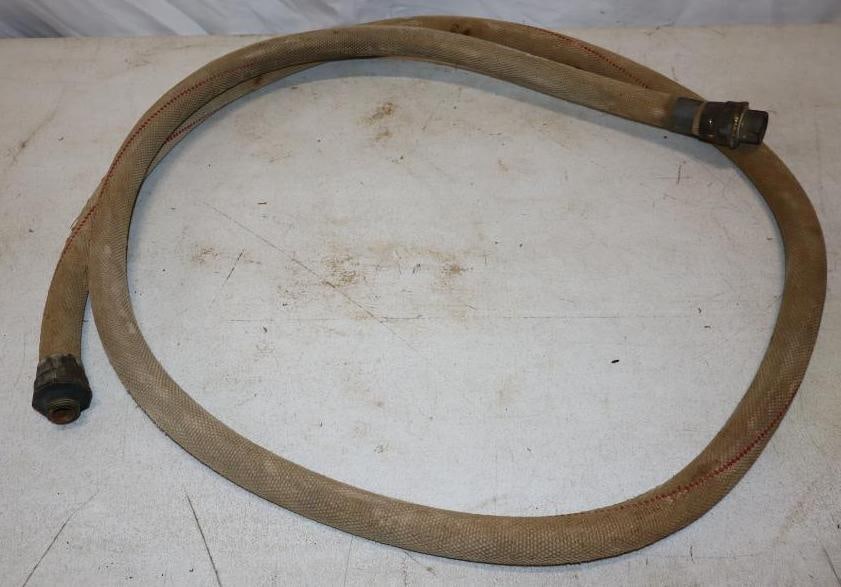 Early White Cloth Visible Gas Pump Hose (1 of 4)