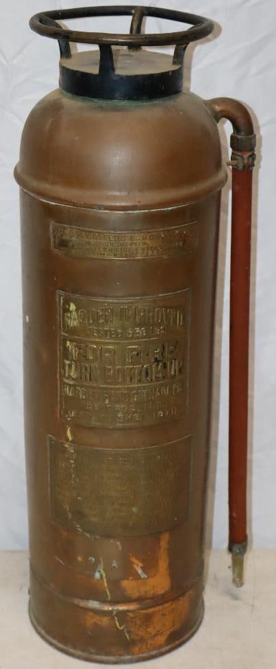 Harden Approved 2.5 Gallon Brass Fire Extinguisher (1 of 4)