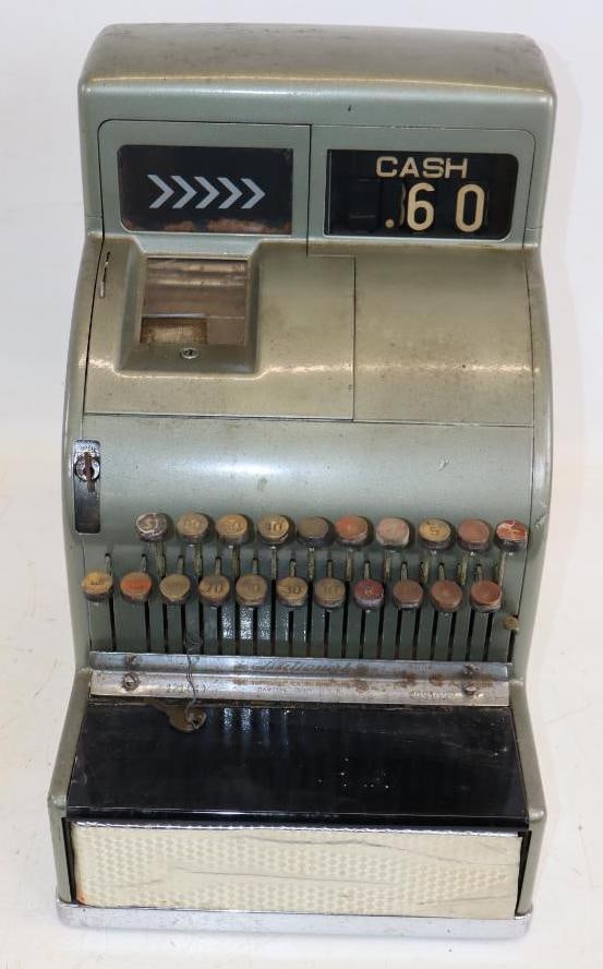 National Cash Register Metal with Key (1 of 7)