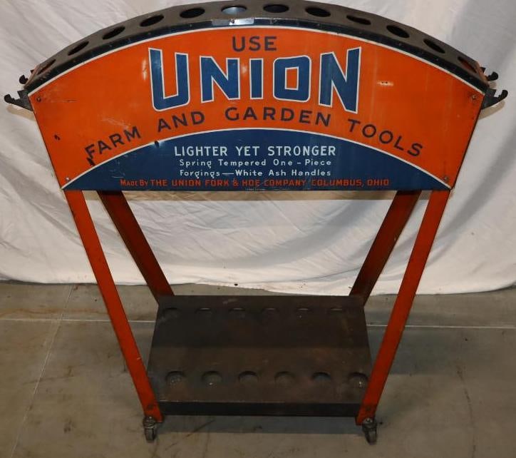 Union Form & Garden Co Display (1 of 4)