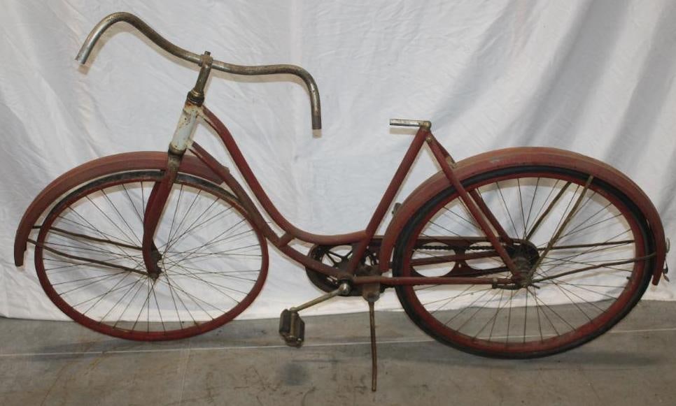 Prewar Wood Rimmed Bicycle (1 of 10)