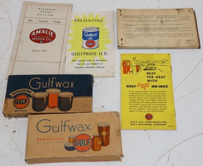 Group of 6 Gulf & Amalie Pamphlets, Receipt Book, & Wax Brochures & Packages (1 of 3)