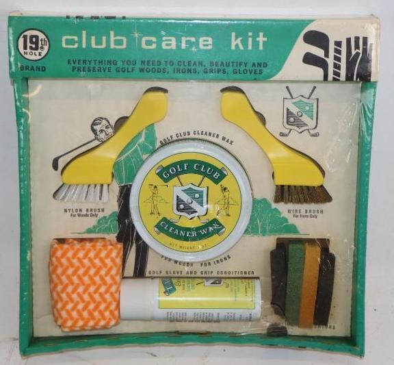 19th Hole NOS Vintage Golf Club Cleaning Kit: 11" x 10.5" x 1.5"