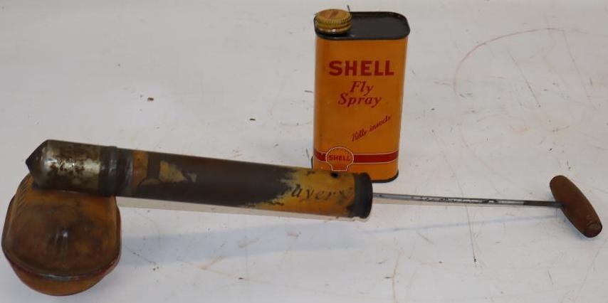 Group of 2 Shell Oil Fly Spray & Sprayer (1 of 5)