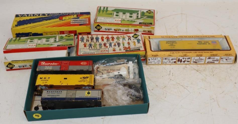 Large Group of Toy Train Accessories, Houses, & Freight Cars (1 of 8)