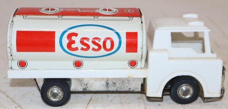 Esso Tin Litho Friction Toy Tanker Truck: 6.5x2.5x3 Is In Working Condition