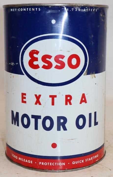 Esso Extra 5 Quart Metal Oil Can (1 of 2)