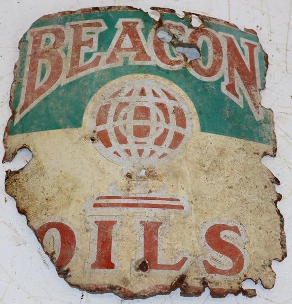 Beacon Oils Curved Porcelain Gas Pump Plate: 10x11.5 Has Heavy Rusting and Holes