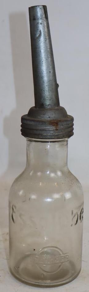 Standard Essolube Embossed Glass 1 Liter Bulk Oil Bottle (1 of 3)