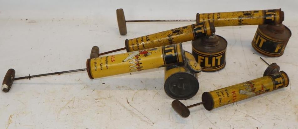 Group of 4 Standard Oil of NJ Flit Insect Sprayers (1 of 5)