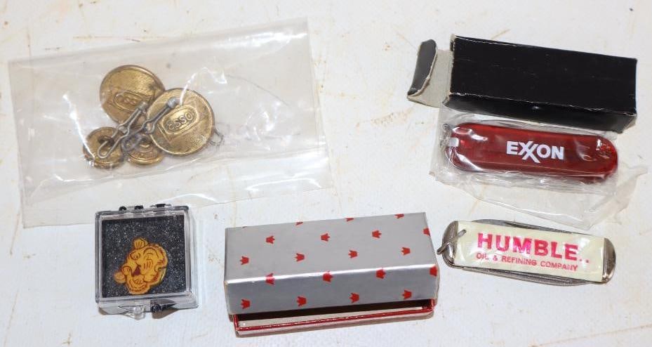 Group of 7 Esso, Humble, and Exxon Advertising Knives, Buttons, Pins: Largest is 2.5" x 1"