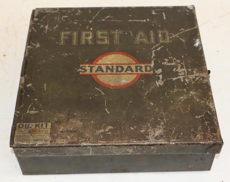 Early Standard of NJ First Aid Kit with Contents (1 of 5)
