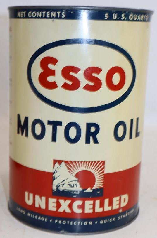 Esso Unexcelled 5 Quart Oil Can (1 of 3)