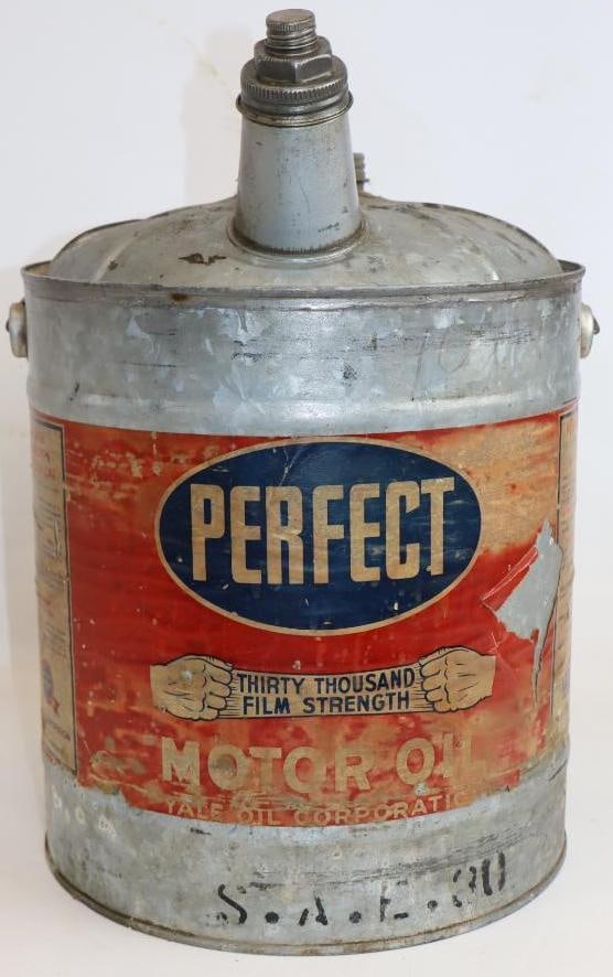Yale Oil Perfect 5 Gallon Oil Can: 12" x 12" x 16", has paper label