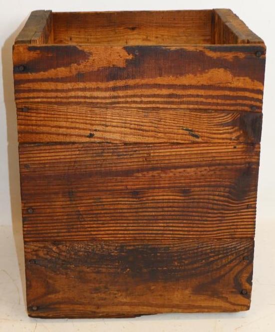 Standard Oil of NJ Medium Square 5 Gallon Wooden Shipping Crate: 12x10.5x15