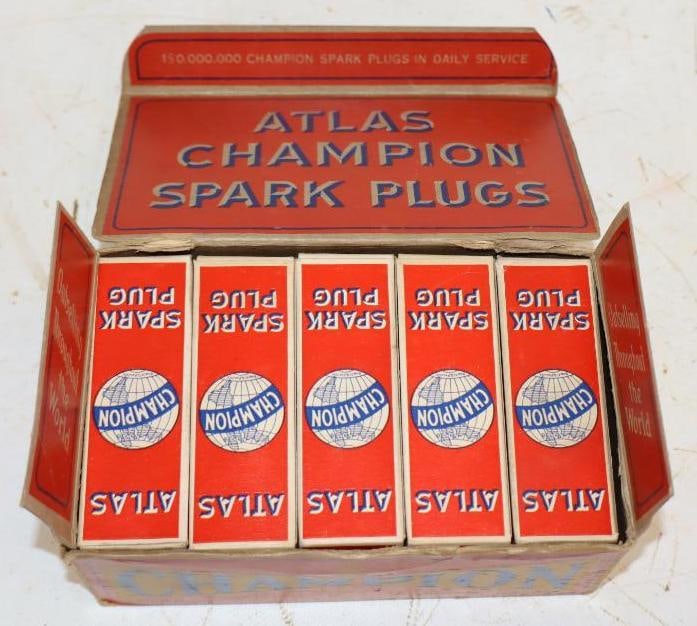 Group of 10 Atlas Champion Spark Plugs in Original Cardboard Countertop Display Box (1 of 5)