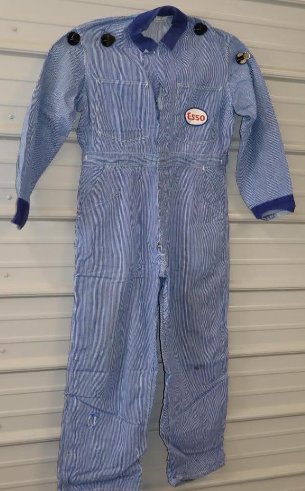 Esso Short Coveralls Long Sleeves: Size 40