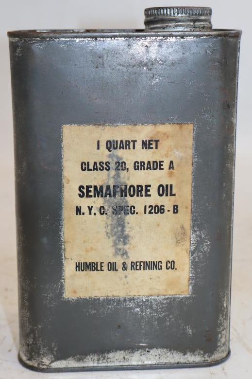 Humble Oil Semaphore 1 Quart Oil Can with Paper Label (1 of 2)