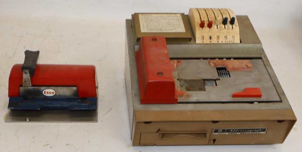 Group of 2 Esso Gas Station Credit Card Machines (1 of 6)