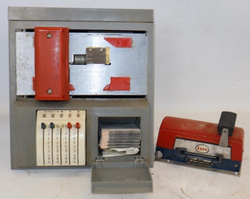 Group of 2 Esso Gas Station Credit Card Machines (1 of 5)