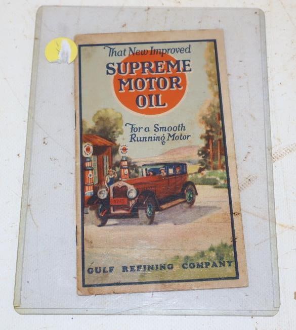 Graphic Gulf Supreme Oil 1920s Lubrication Book: 3.25x6