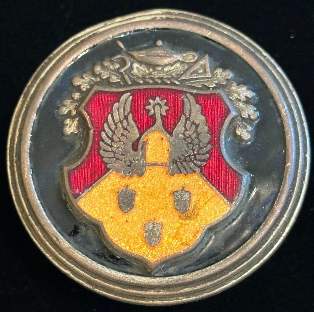 Oldsmobile Radiator Emblem (1 of 2)