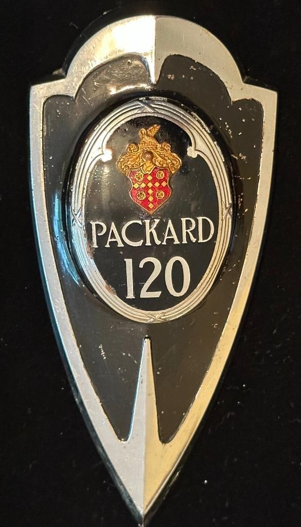 Packard 120 Trunk Emblem (1 of 2)