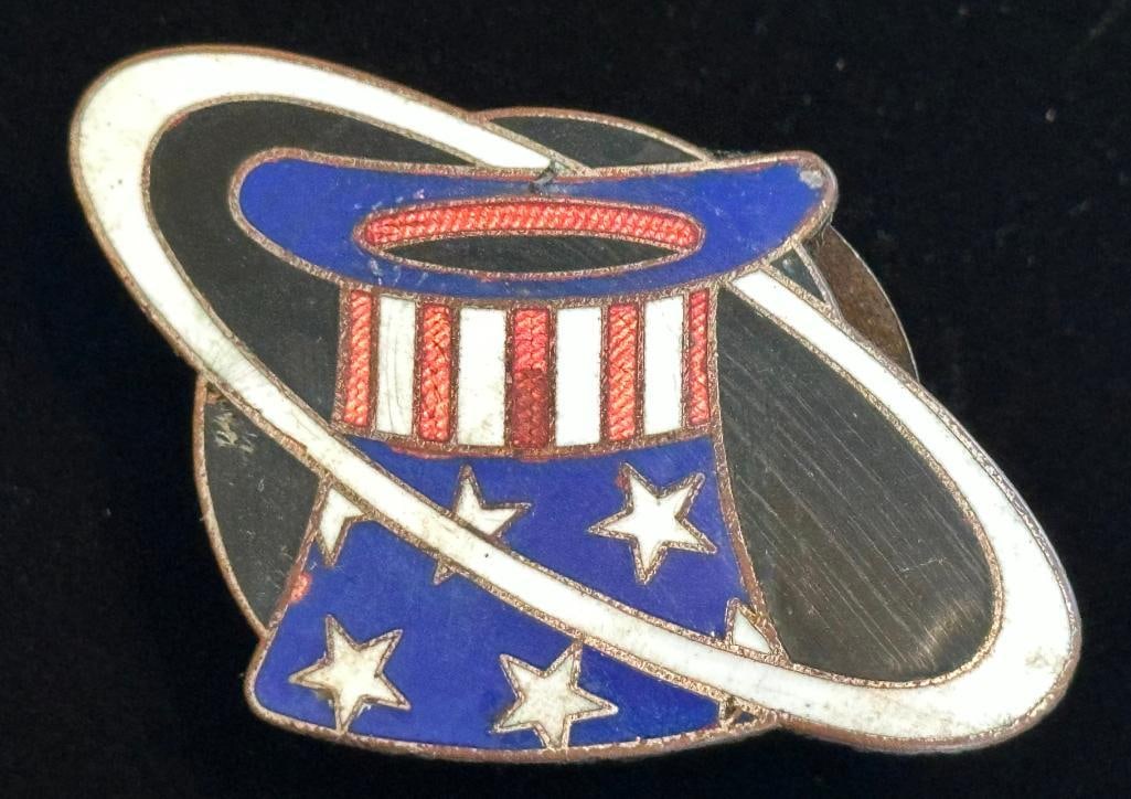 Rickenbacker Radiator Emblem (1 of 2)