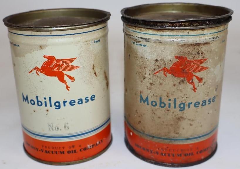 Group of 2 Socony Vacuum 1lb Mobil Grease Cans (1 of 4)