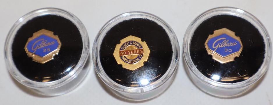 Gilbert and Barker Gas Pump Employee Service Award Gold Pins For 25,30 and 40 Years (1 of 4)