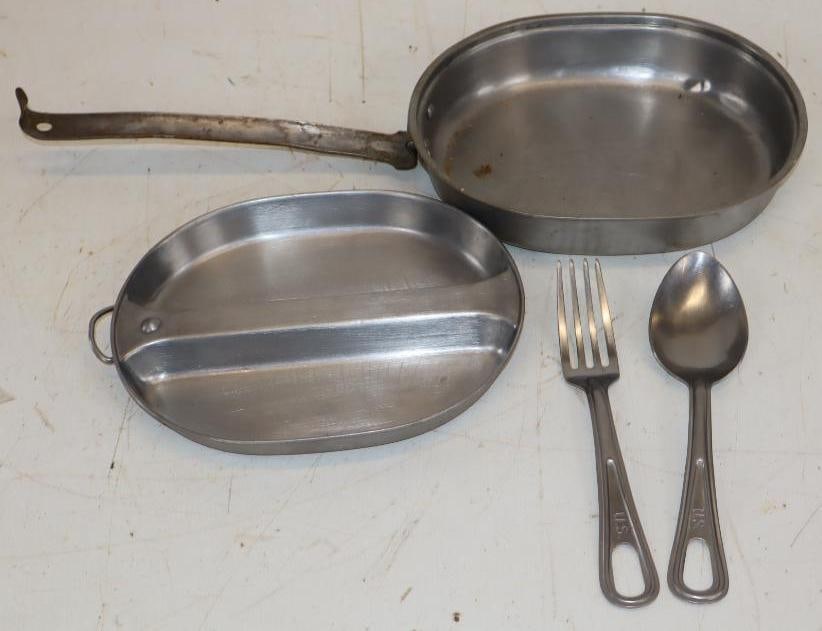 1944 WW2 Military Mess Kit (1 of 6)