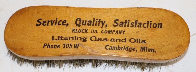 Litening Gas & Oil Advertising Shoe Brush (1 of 2)