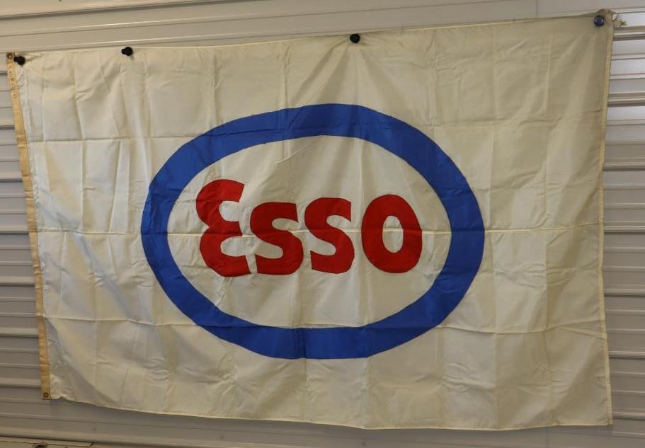 Large Nylon Esso Duralite Flag with Original Box (1 of 5)