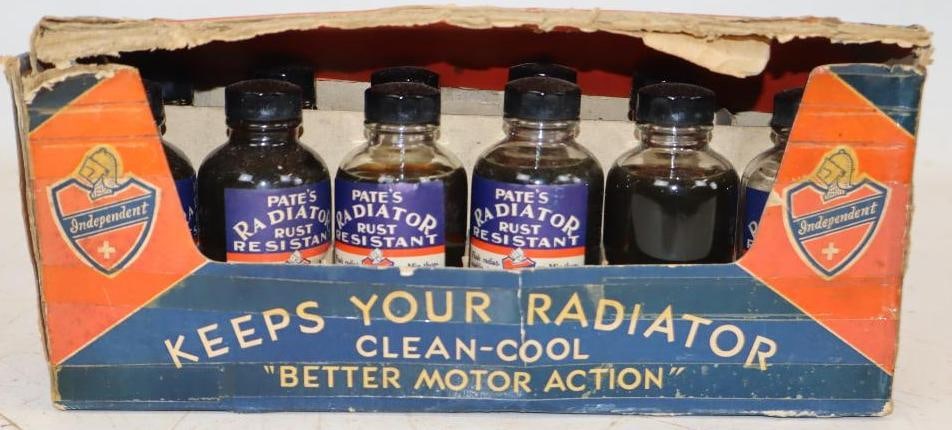 Group of 11 Pate Radiator Rust Resistant Oil Bottles in Original Cardboard Countertop Display (1 of 3)