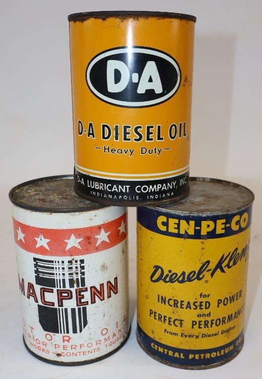 Group of 3 D-A, Cen-Pe-Co and Macpenn Metal 1 Quart Oil Cans (1 of 2)