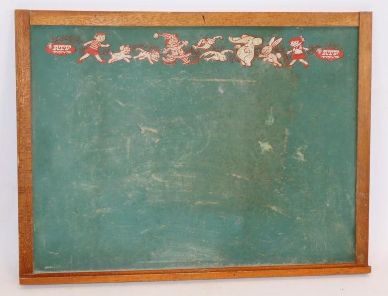 ATF Toys Childrens Chalkboard (1 of 2)