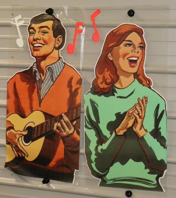 Esso Season Greetings Christmas Carol 3 Panel Plastic Window Sign With Original Box: Box Measures 4x4x34