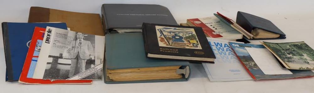 Large Group of Esso Advertising Aviation Binder Books and Magazines (R): Largest is 11x12