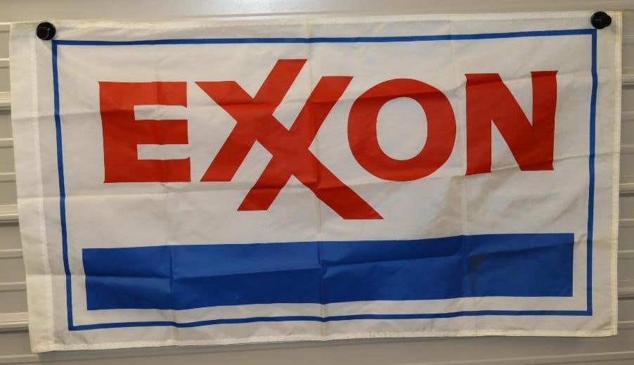 Signal Sided Exxon Nylon Gas Station Flag (1 of 4)