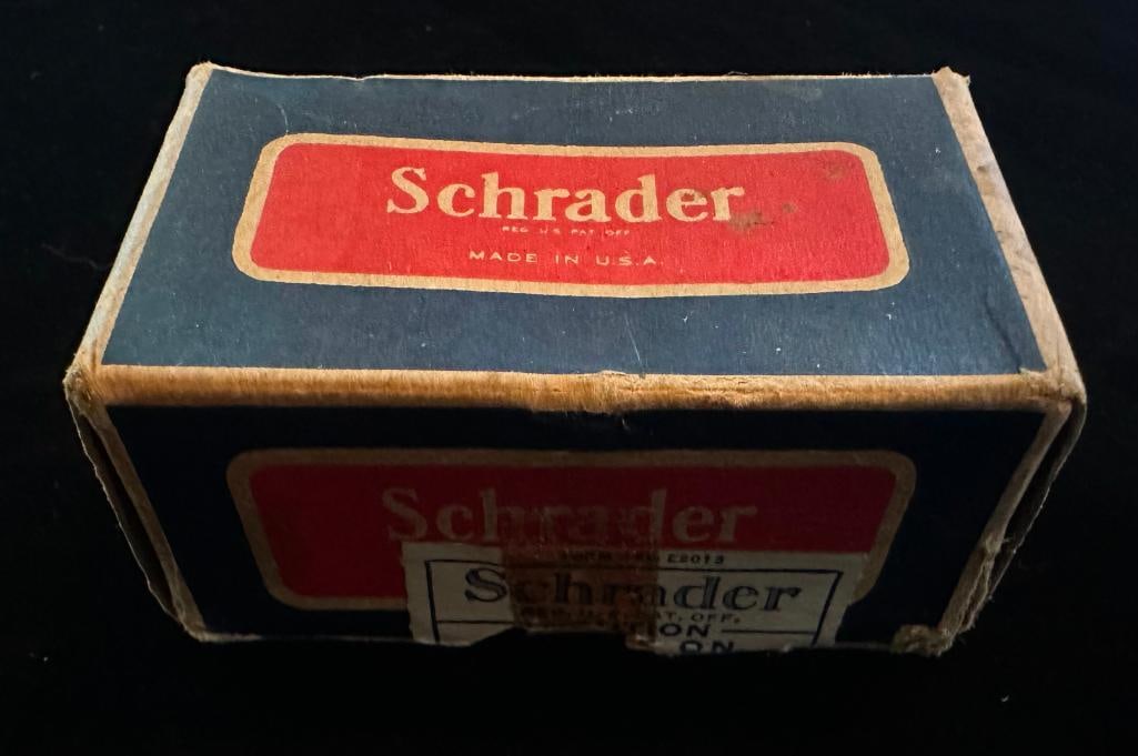 Schrader Inner Tube Valve Cores Dispensers (1 of 3)