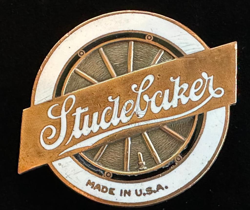 1926 - 1927 Studebaker Radiator Emblem (1 of 2)