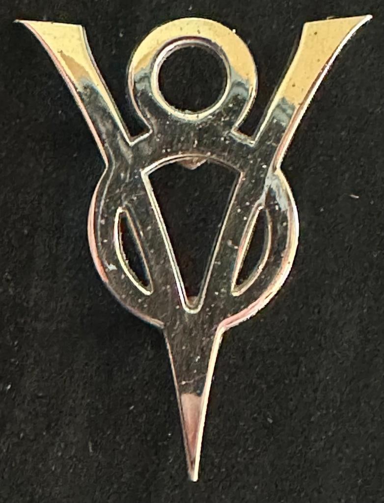 1934 Ford V8 Truck Hood Side Emblem (1 of 2)