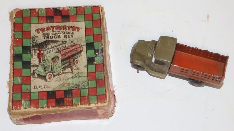 Tootsie Toy Truck with Original Box Mack (1 of 3)