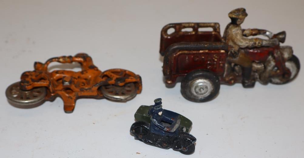 Group of 3 Cast Iron and Diecast Motorcycles (1 of 6)