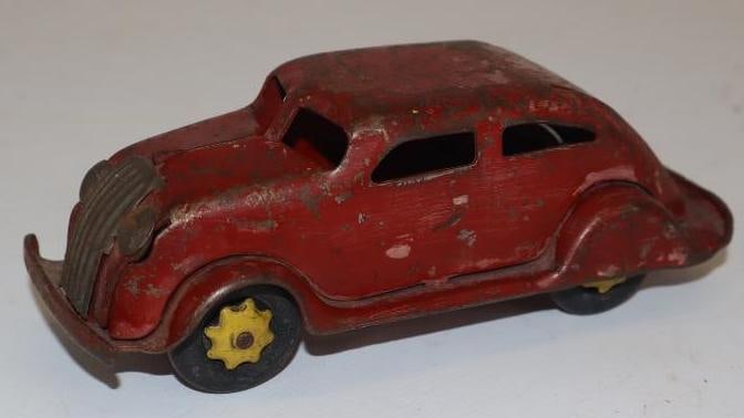 Chrysler Airflow Styled Steel Toy Marx Mystery Car (1 of 3)