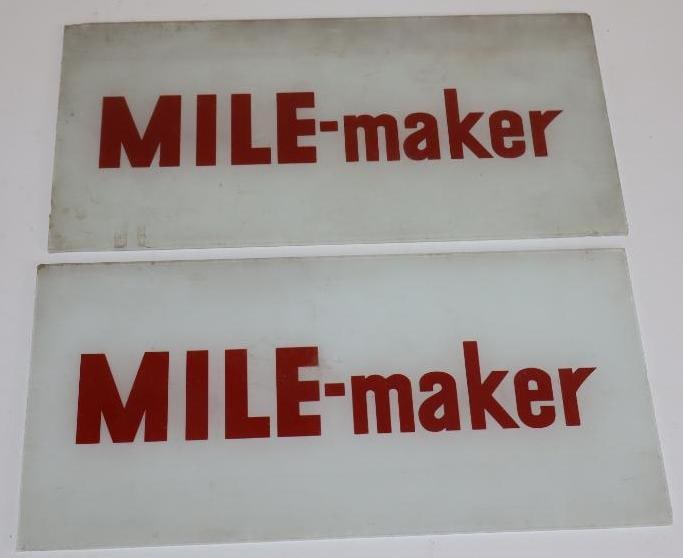 Pair of Marathon Mile-Maker Gas Pump Ad Glass (1 of 4)